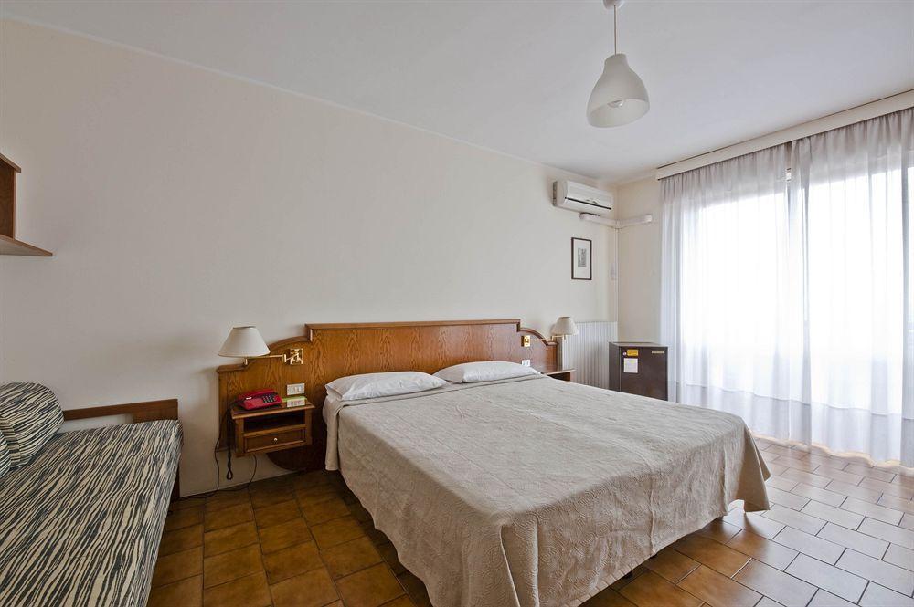 Hotel Residence Sogno Novara Exterior photo