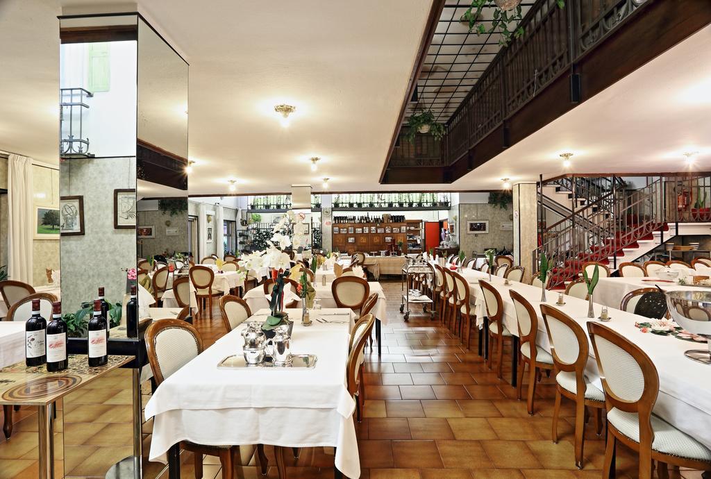 Hotel Residence Sogno Novara Exterior photo